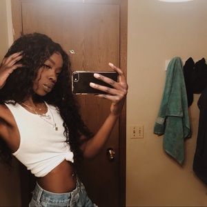 Meet your Posher, Nyakume